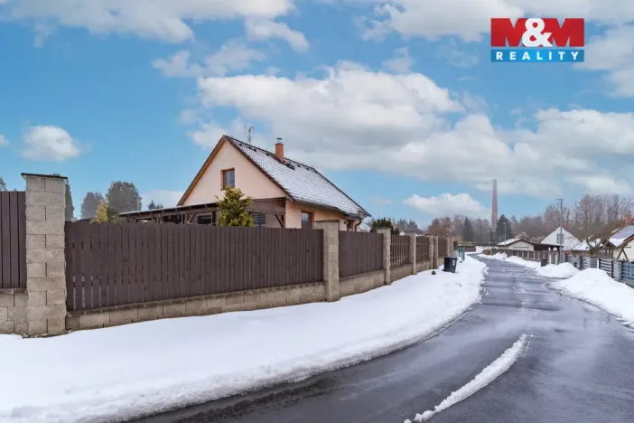 Prodej rodinného domu, Libá, 127 m2