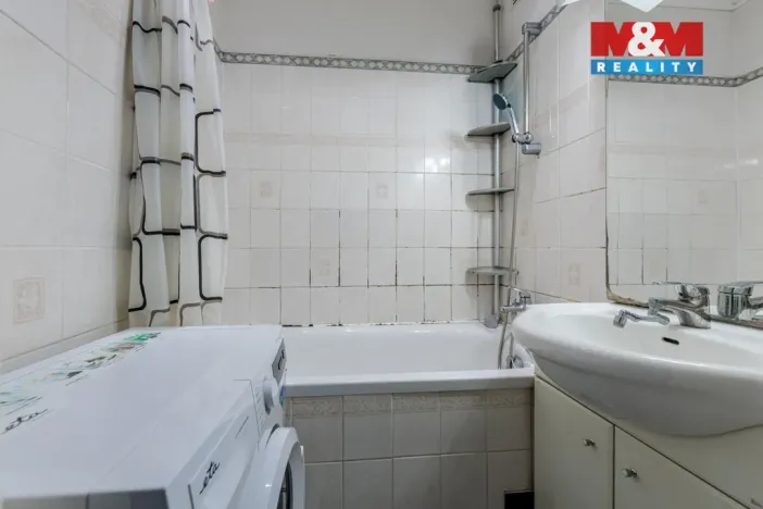 Prodej bytu 3+1, Hroznětín, Sídliště, 73 m2