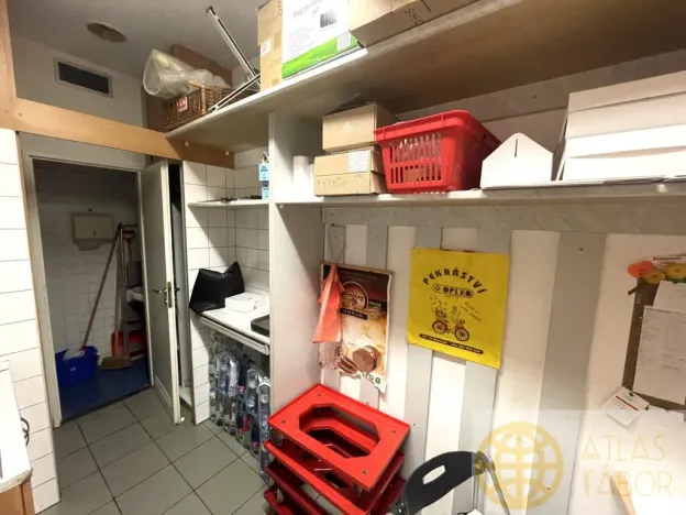 Pronájem obchodního prostoru, Tábor, Erbenova, 20 m2