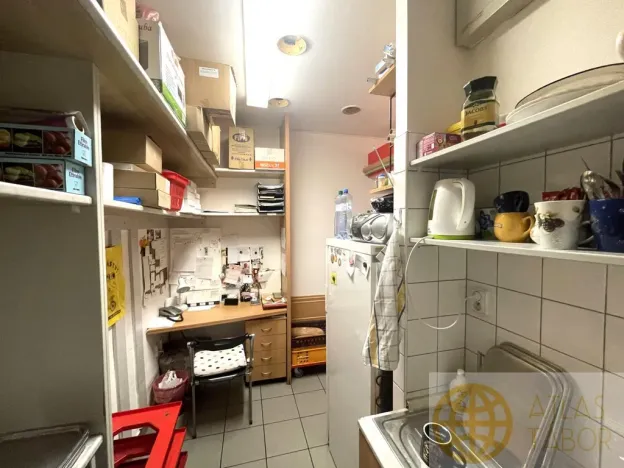 Pronájem obchodního prostoru, Tábor, Erbenova, 20 m2