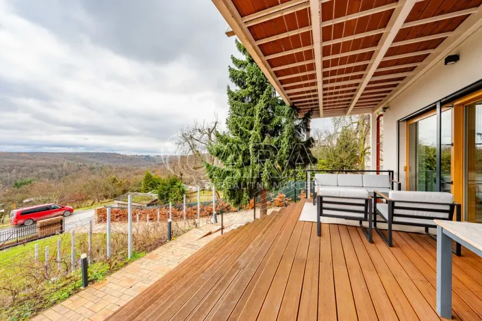 Pronájem kanceláře, Roztoky, Nad vinicemi, 393 m2