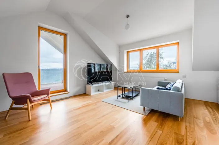 Pronájem kanceláře, Roztoky, Nad vinicemi, 393 m2