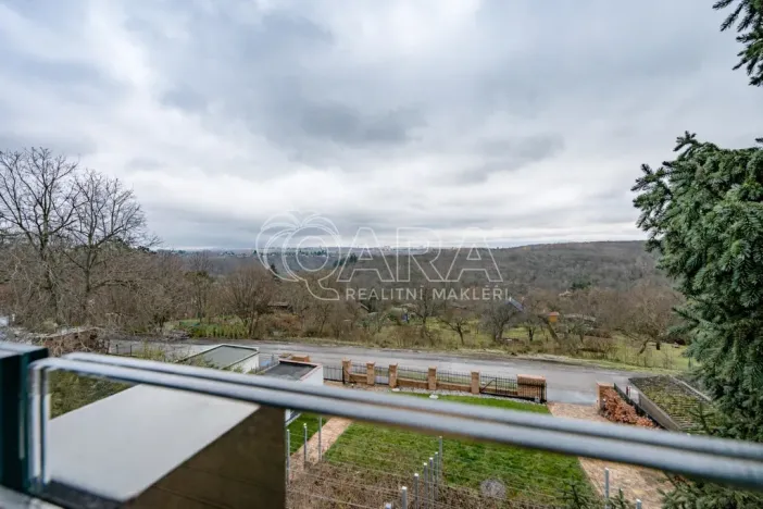 Pronájem kanceláře, Roztoky, Nad vinicemi, 393 m2