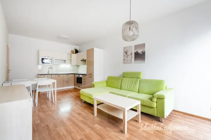 Pronájem bytu 2+kk, Praha - Dolní Měcholupy, Kardausova, 48 m2