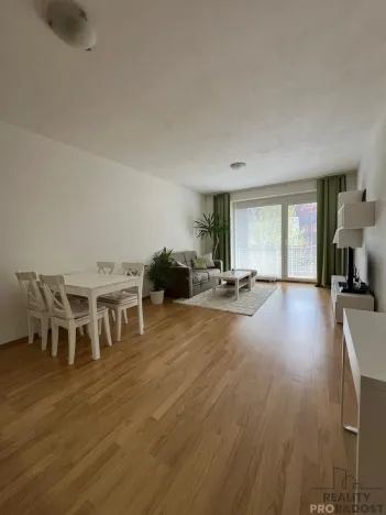 Pronájem bytu 2+kk, Brno, Sochorova, 60 m2