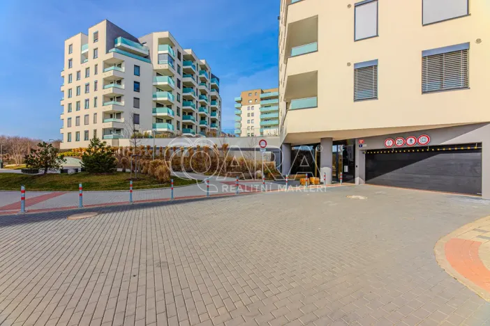 Pronájem bytu 2+kk, Praha - Stodůlky, Ferrariho, 61 m2