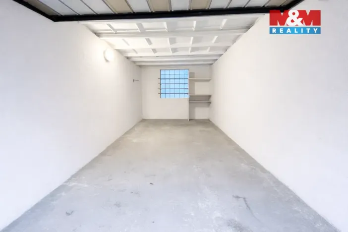 Prodej garáže, Ivančice, Slunečná, 32 m2