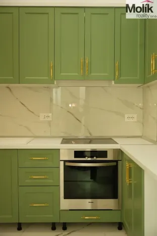 Prodej bytu 1+kk, Drač, 110 m2