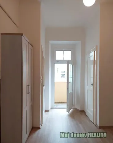 Pronájem bytu 2+1, Praha - Žižkov, Žerotínova, 70 m2