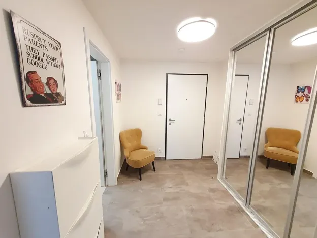 Pronájem bytu 2+kk, Praha - Veleslavín, Pod dvorem, 60 m2