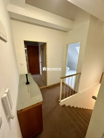 Prodej bytu 2+kk, Beroun, Náměstí Joachima Barranda, 57 m2