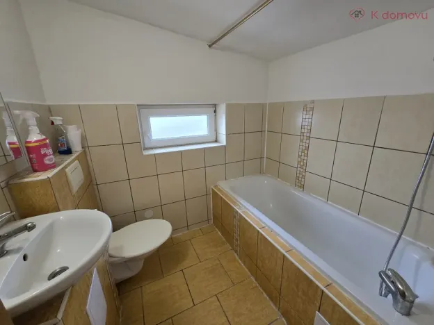 Prodej rodinného domu, Domaželice, 60 m2