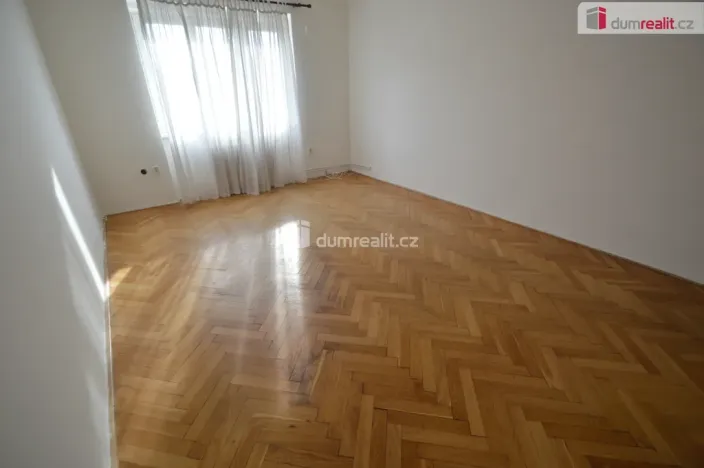 Pronájem bytu 2+kk, Praha - Žižkov, Jeseniova, 48 m2