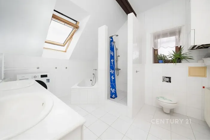 Prodej bytu 4+kk, Unhošť, U Pily, 144 m2