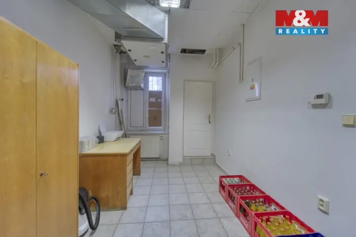 Pronájem obchodního prostoru, Plzeň - Východní Předměstí, Americká, 208 m2