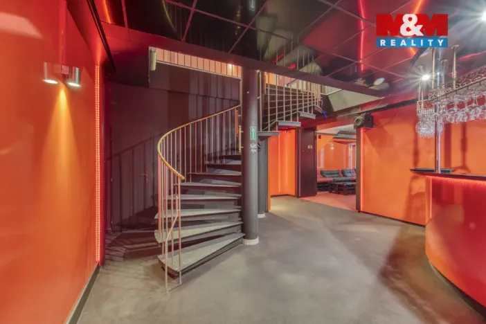 Pronájem obchodního prostoru, Plzeň - Východní Předměstí, Americká, 208 m2