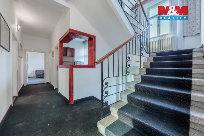 Prodej ubytování, Bečov nad Teplou, Nádražní, 298 m2