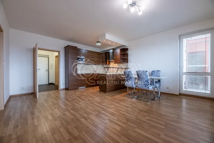 Pronájem bytu 2+kk, Praha - Zličín, Tvrdonická, 58 m2