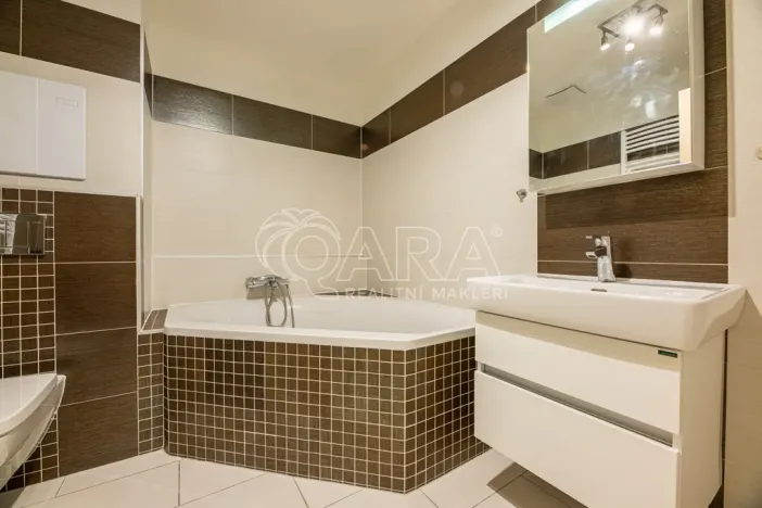 Pronájem bytu 2+kk, Praha - Zličín, Tvrdonická, 58 m2