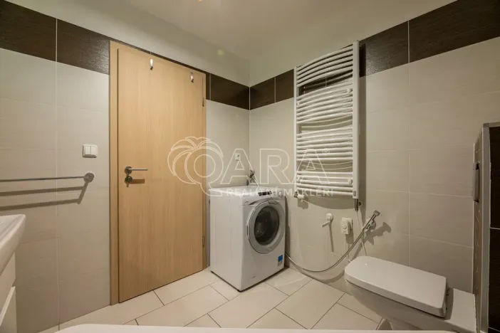 Pronájem bytu 2+kk, Praha - Zličín, Tvrdonická, 58 m2
