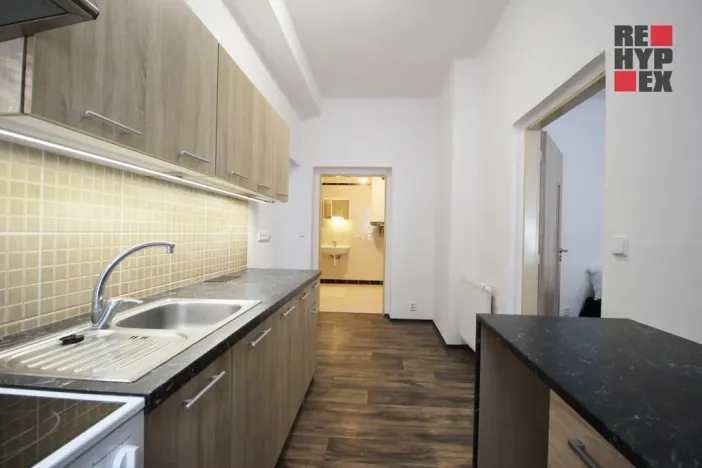 Prodej bytu 2+1, Liberec - Liberec XXXIII-Machnín, Rynoltická, 67 m2