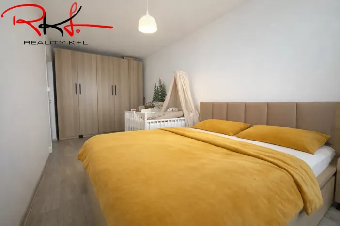 Prodej bytu 2+kk, Osek, Hrdlovská, 76 m2