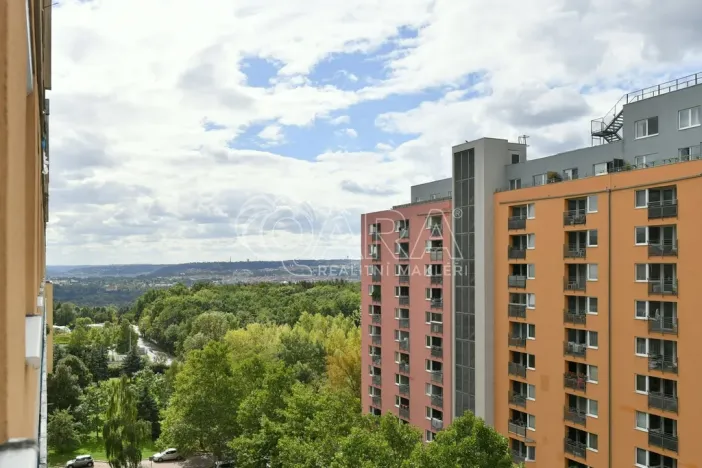 Pronájem bytu 2+kk, Praha - Troja, Hnězdenská, 47 m2