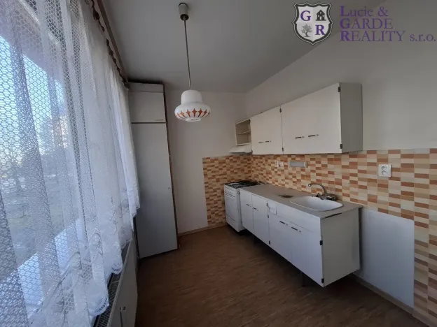 Prodej bytu 3+1, Tábor, Varšavská, 74 m2