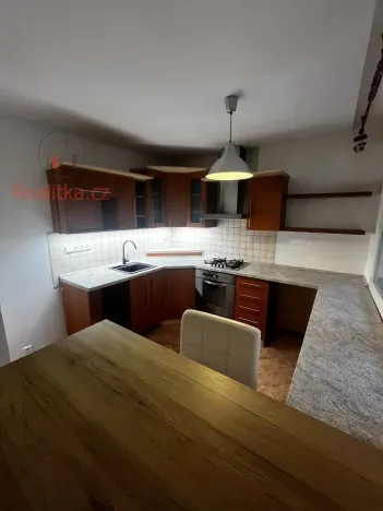 Pronájem bytu 3+1, Neratovice, Dr. E. Beneše, 79 m2
