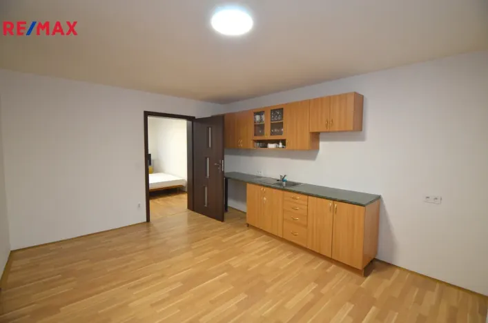 Pronájem bytu 2+kk, Olomouc, Čelakovského, 42 m2
