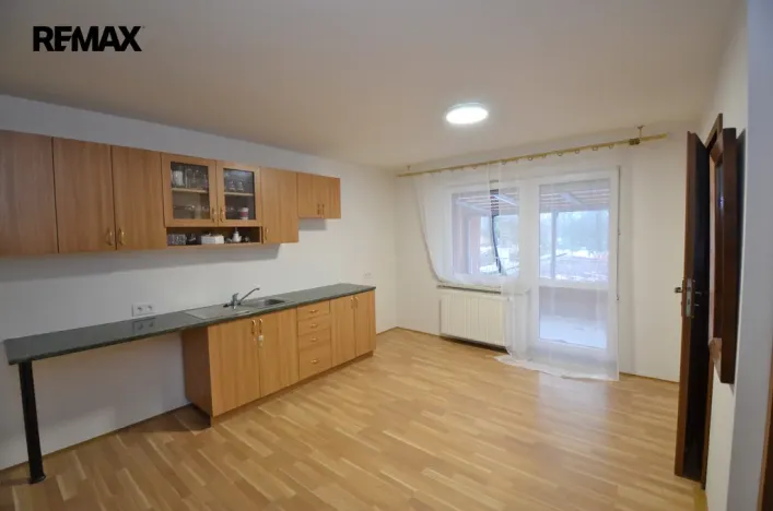Pronájem bytu 2+kk, Olomouc, Čelakovského, 42 m2