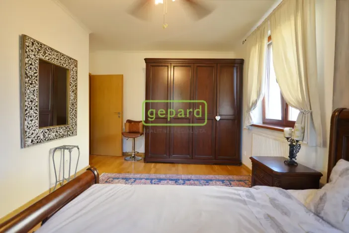 Pronájem bytu 4+kk, Praha, K náhonu, 116 m2