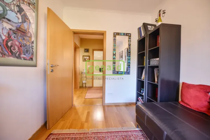 Pronájem bytu 4+kk, Praha, K náhonu, 116 m2