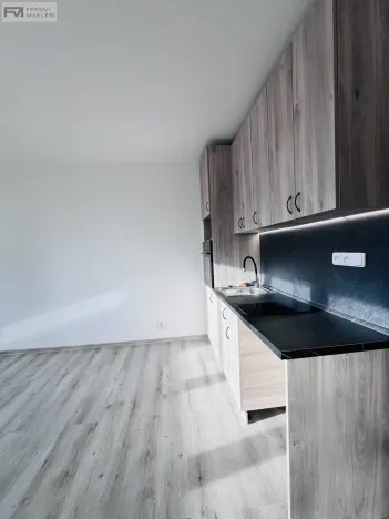 Pronájem bytu 1+kk, Frýdek-Místek, Habrová, 24 m2