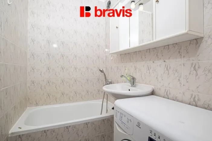 Pronájem bytu 2+kk, Brno - Židenice, Bzenecká, 44 m2