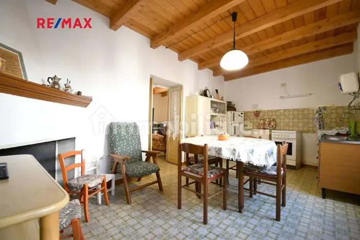 Prodej rodinného domu, Guspini, Itálie, 280 m2