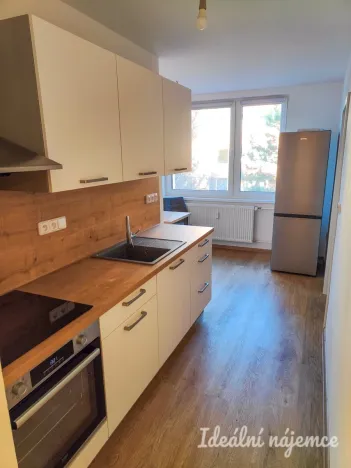 Pronájem bytu 2+1, Mikulov, Větrná, 65 m2