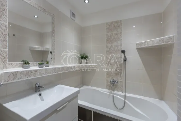 Prodej bytu 3+1, Ostrava - Výškovice, Lumírova, 76 m2