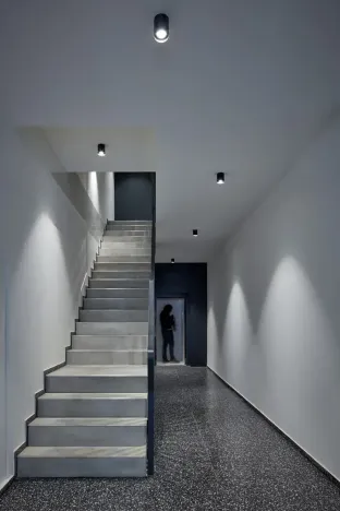 Pronájem skladu, Praha - Karlín, Sokolovská, 2 m2