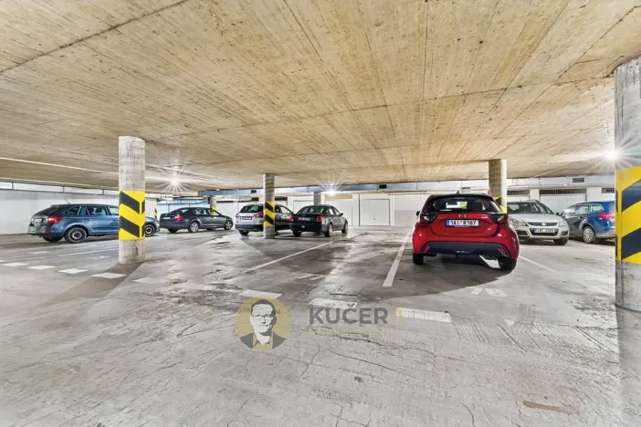 Prodej bytu 2+kk, Praha - Troja, Hnězdenská, 46 m2