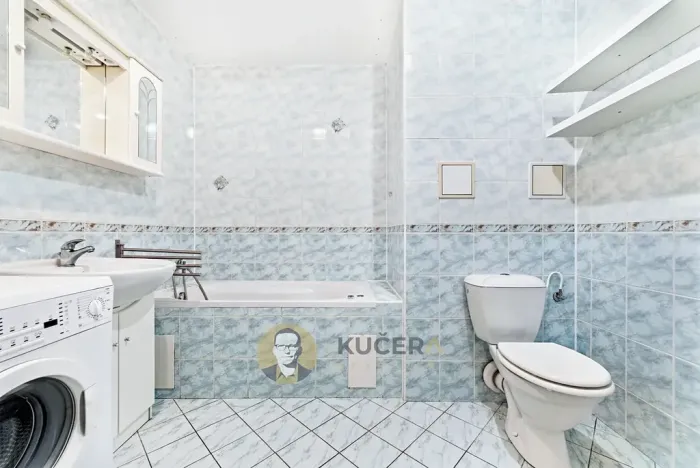 Prodej bytu 2+kk, Praha - Troja, Hnězdenská, 46 m2