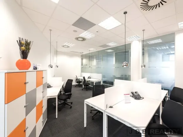 Pronájem kanceláře, Praha - Nové Město, náměstí I. P. Pavlova, 75 m2