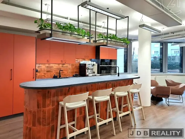 Pronájem kanceláře, Praha - Nusle, Lomnického, 80 m2