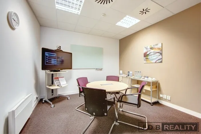 Pronájem kanceláře, Praha - Smíchov, Nádražní, 230 m2