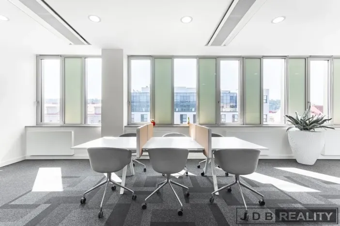Pronájem kanceláře, Praha - Karlín, Rohanské nábřeží, 60 m2