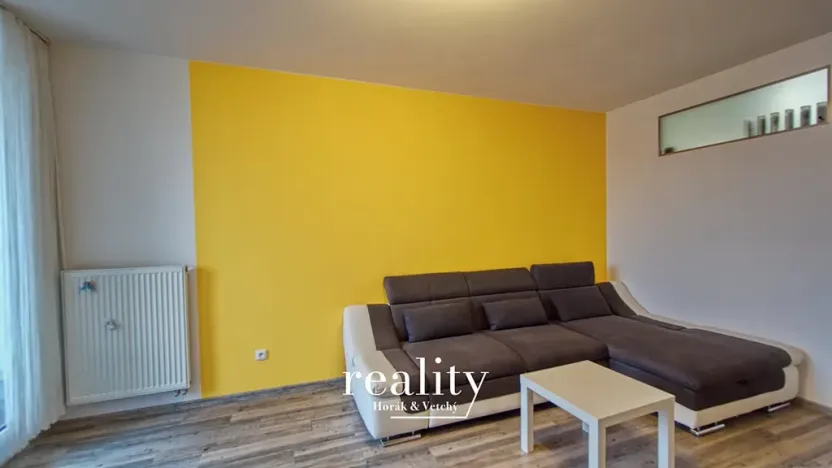 Pronájem bytu 1+1, Znojmo, Hlavní, 48 m2