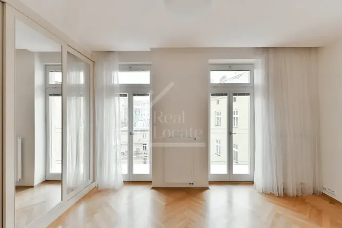 Pronájem bytu 4+1, Praha - Vinohrady, Belgická, 120 m2