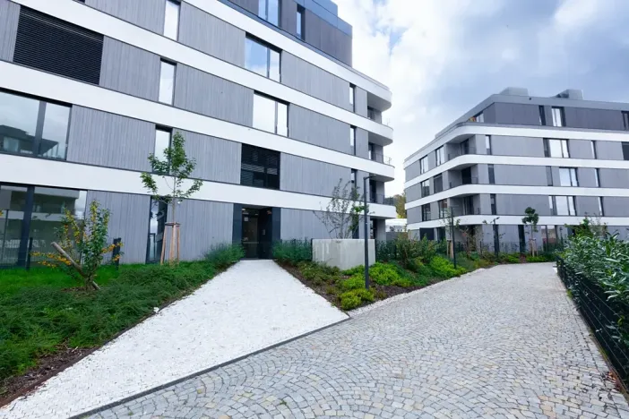 Pronájem bytu 1+kk, Praha, Na dračkách, 29 m2