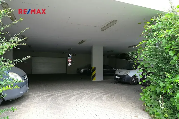 Pronájem bytu 1+kk, Praha - Košíře, Plzeňská, 35 m2