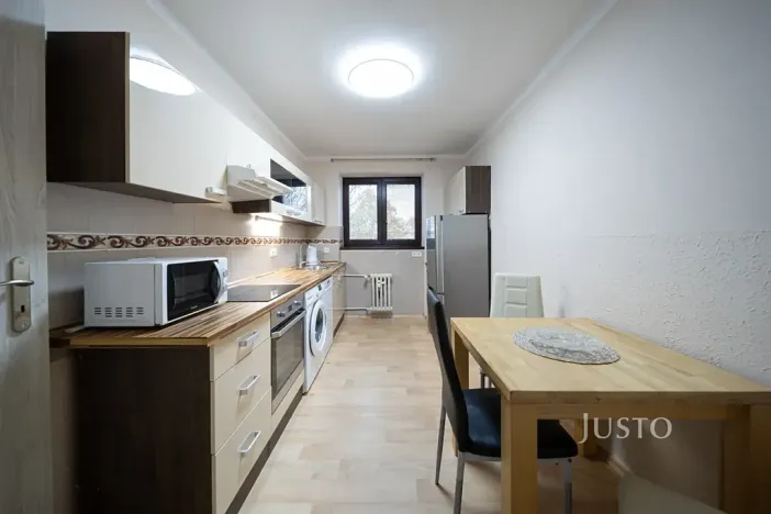 Pronájem bytu 2+1, Třeboň, Nádražní, 55 m2